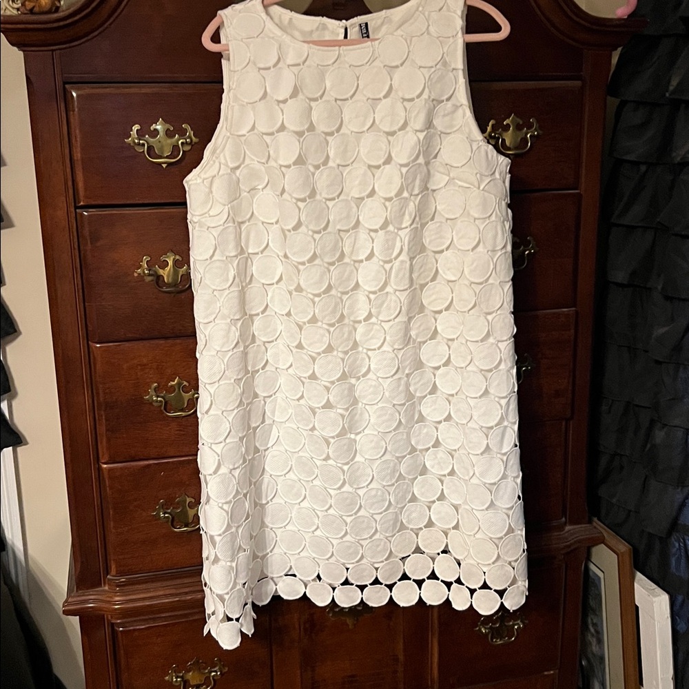 Elegant White Circle Pattern Mini Dress